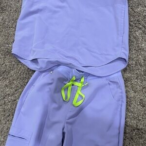 Figs Lavender Scrub Set